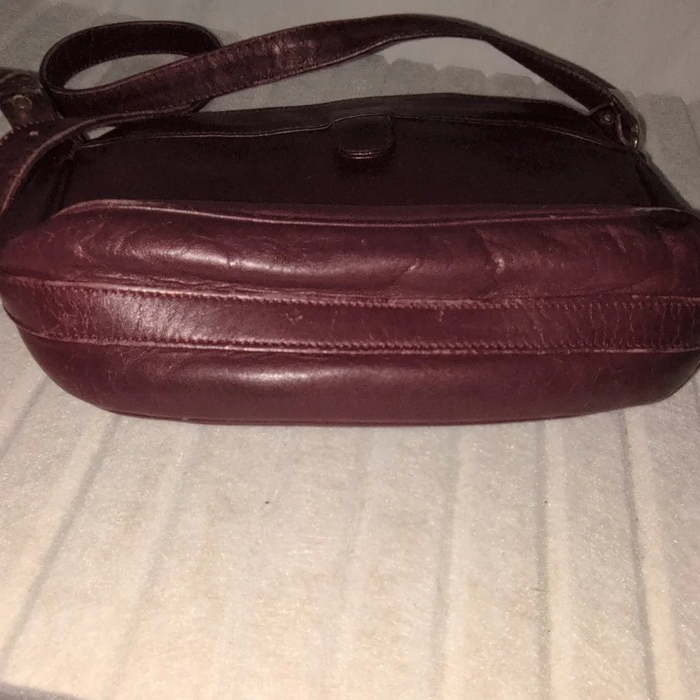 Peck & Peck Burgundy Shoulder Bag with Zipper Accents & Silver Hardware
